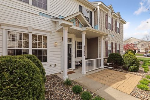 3491 Cherry Ln, Saint Paul MN  55129-7720 exterior