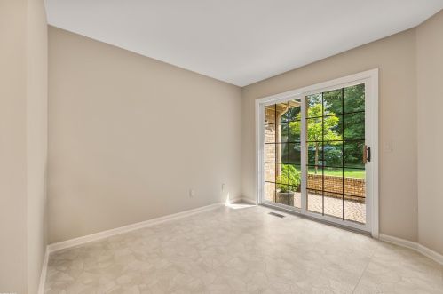 52064 Southview Rdg, Macomb Township MI 48042-1120 exterior