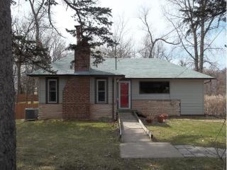 2117 Shadywood Rd, Orono, MN 55391-9248