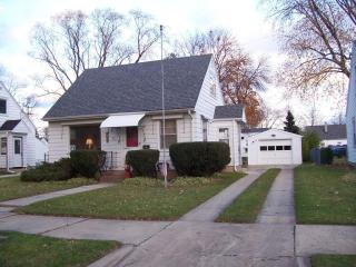 3816 87th St, Milwaukee WI  53222-2841 exterior