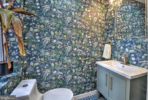 1107 52 St, Philadelphia PA 19143-4217 exterior