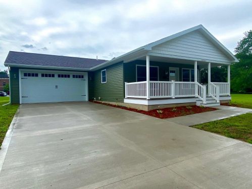 505 Spruce St, Dowagiac, MI 49047-1033