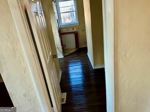 1227 Epworth St, Atlanta GA 30310-3933 exterior