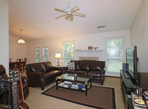 2351 Bankston Cir, Lithonia GA 30078-5724 exterior