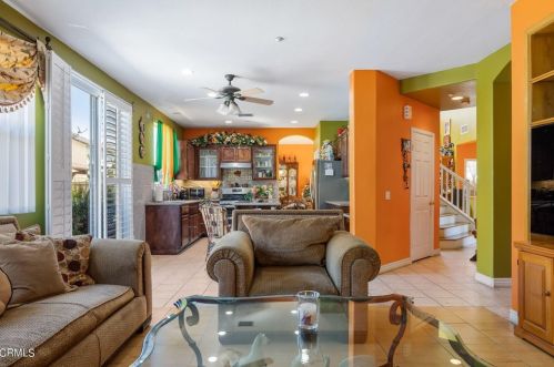 637 Morado Pl, Oxnard CA 93030 exterior