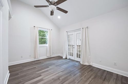 680 Holmes St, Atlanta GA  30318-7626 exterior