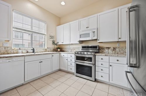 2919 Ballesteros Ln, Tustin CA  92782-1117 exterior