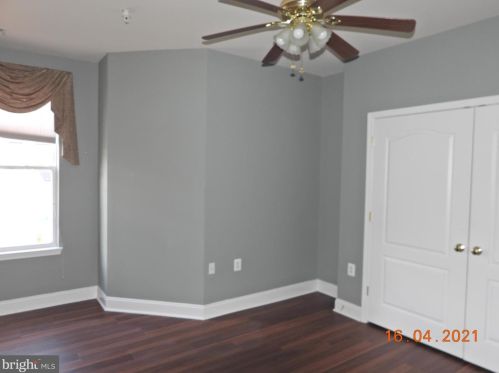 503 King Farm Blvd, Rockville MD 20850-6616 exterior