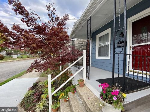 676 Spruce St, Pottstown PA  19464-4624 exterior