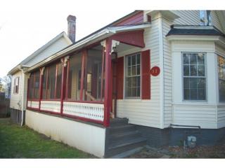 11 Oak St, Concord, NH 03301-2423