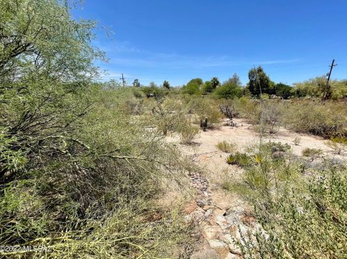 6201 Pomona Rd, Tucson AZ  85704-1061 exterior