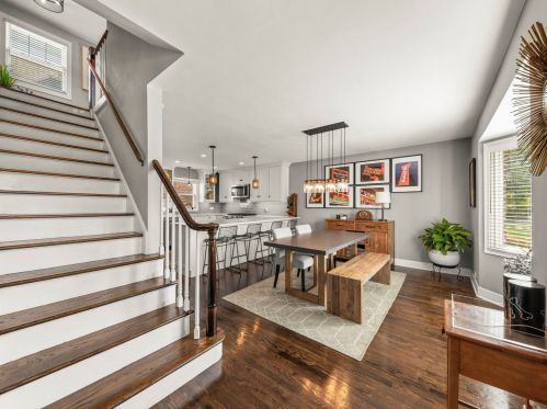 349 Arlington Ave, Elmhurst, IL 60126-3505