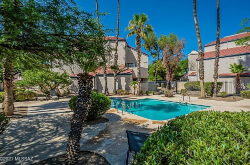 4277 River Grove Cir, Tucson AZ  85719-1168 exterior