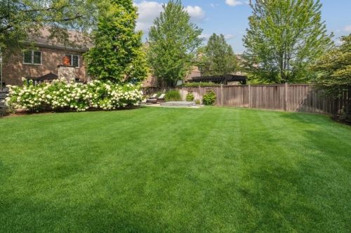 853 Linden Ave, Elmhurst IL 60126-5312 exterior