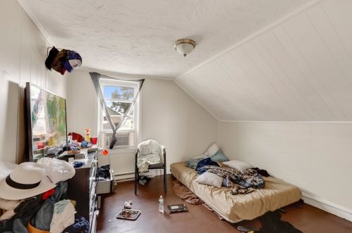 18 Lafayette St, Worcester MA 01608-2131 exterior