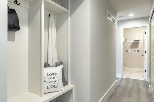 1810 Bookbinder Dr, Saint Louis MO 63146-4308 exterior