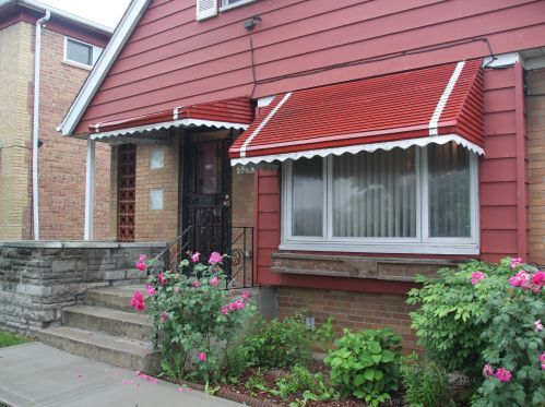 8347 State St, Chicago IL  60619-4721 exterior