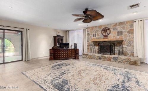 1660 King St, Tucson AZ 85749-8270 exterior