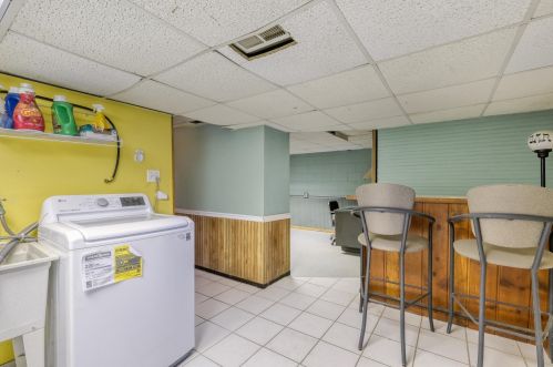 1322 Cleveland Ave, Saint Paul MN 55116-2653 exterior