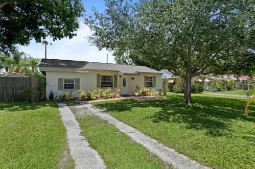 4215 Bay Vista Ave, Tampa FL  33611-1231 exterior