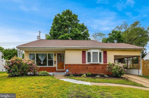 610 Pamela Rd, Glen Burnie, MD 21061-4540