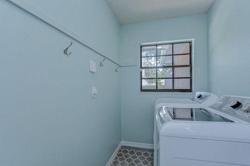 4219 Cartnal Ave, Tampa FL  33618-8600 exterior