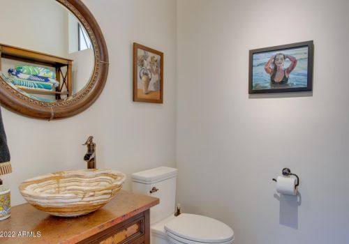 14461 15th Ave, Phoenix AZ  85023-5176 exterior