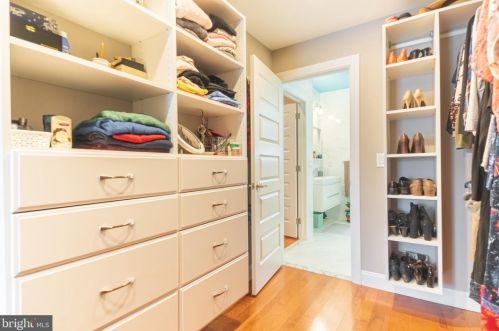 2028 Federal St, Philadelphia PA 19146-3914 exterior