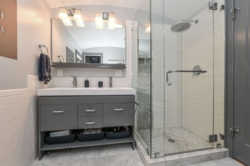 2508 Lefeber Ave, Milwaukee WI 53213-1222 exterior