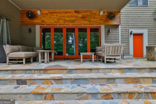 8069 Kenstone Ct, Atlanta GA 30350-4160 exterior