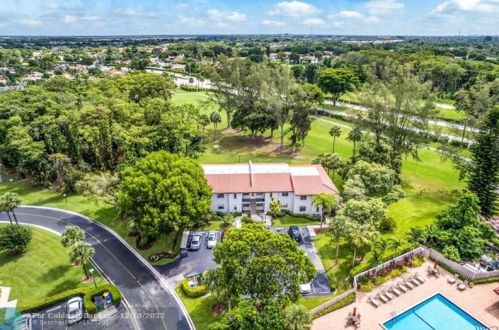 21541 Cypress Hammock Dr, Boca Raton FL  33428-1948 exterior