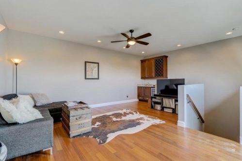 513 Reservoir Ave, Milwaukee WI 53212-3723 exterior