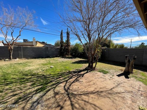 6739 33rd Ave, Phoenix AZ 85041-6332 exterior