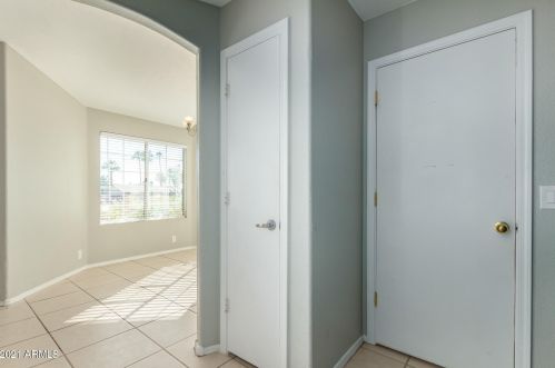 18611 43rd St, Phoenix AZ 85050-8805 exterior