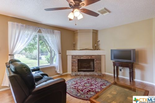 32070 Jay Bird Ln, Spring Branch TX exterior