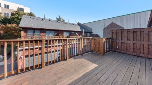 1801 Diversey Pkwy, Chicago IL  60614-1011 exterior