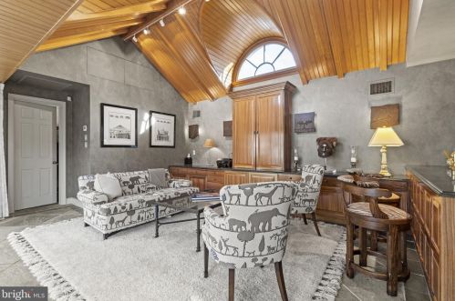 3005 45th St, Washington DC 20016-3528 exterior