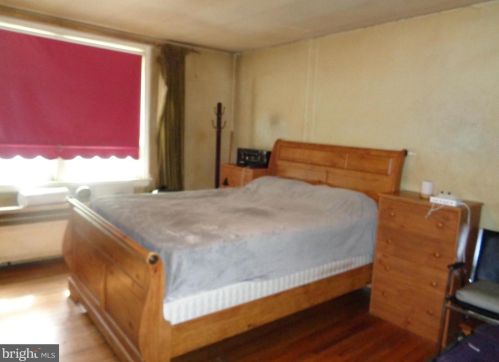 7233 Limekiln Pike, Philadelphia PA 19138-1333 exterior