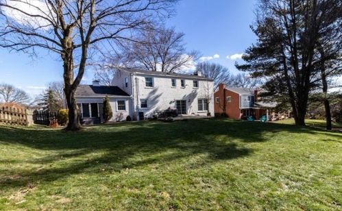 1798 Tyris Dr, Pittsburgh PA 15241-2645 exterior