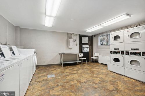 2829 Connecticut Ave, Washington DC  20008-1557 exterior