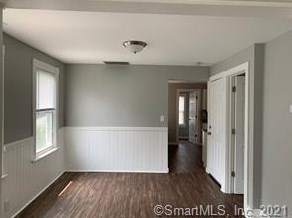 476 High St, Torrington CT 06790-5107 exterior