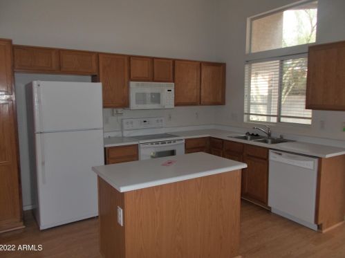 2272 Springfield Pl, Chandler AZ  85286-1231 exterior