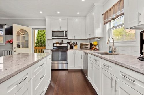 11 Edlin St, Worcester MA 01603-1945 exterior