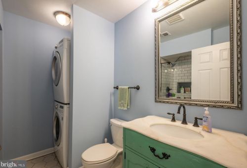 1624 D St, Washington DC  20003-2440 exterior