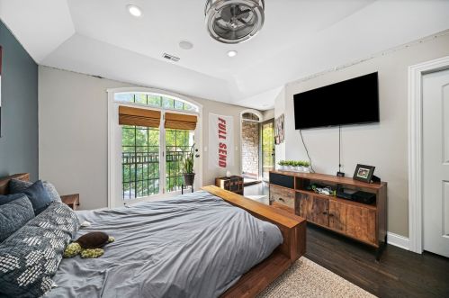 3753 Tripp Ave, Chicago IL 60803-1832 exterior