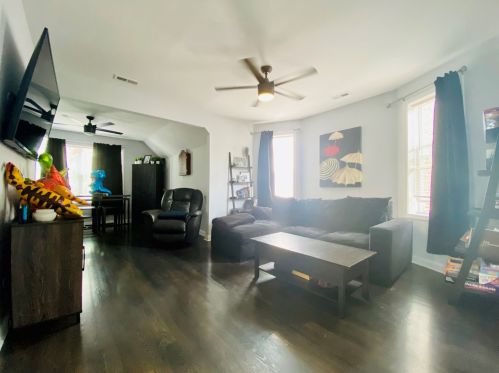 2316 Kedvale Ave, Chicago IL 60629-5110 exterior