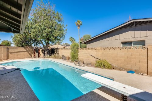 10632 36 Ave, Phoenix AZ 85053-4612 exterior