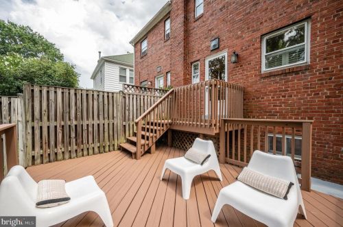 16 Monroe Ave, Alexandria VA 22301-1923 exterior