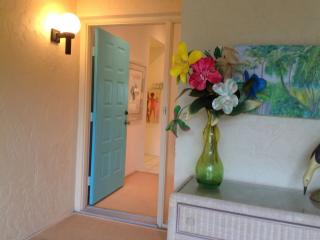 216 Foxtail Ct, Naples, FL 34104-4909