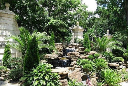 106 Kings Lk Est Blvd, Humble TX 77346 exterior